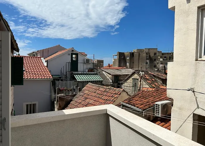 Radunica Olt Town - 5 * Split