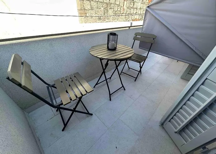 Radunica Olt Town - 5 شقة